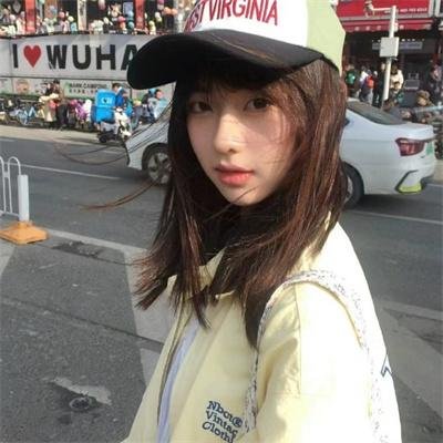 一个女孩和一个男孩